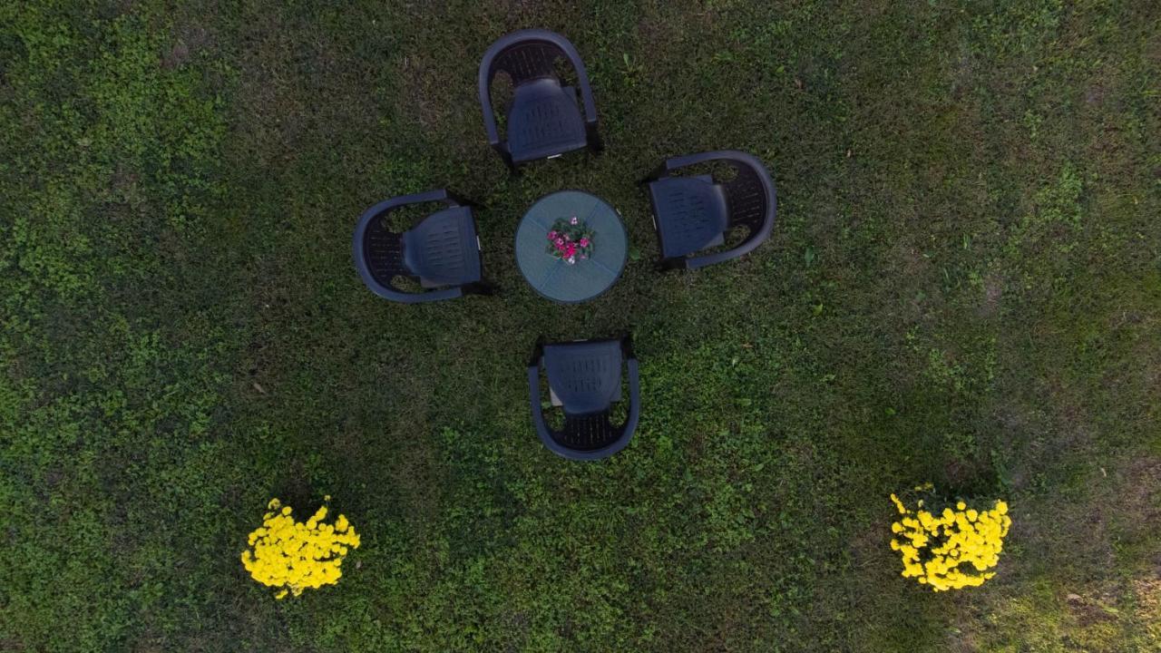 Apartment Garden Paradise In Megalochori Tríkala
