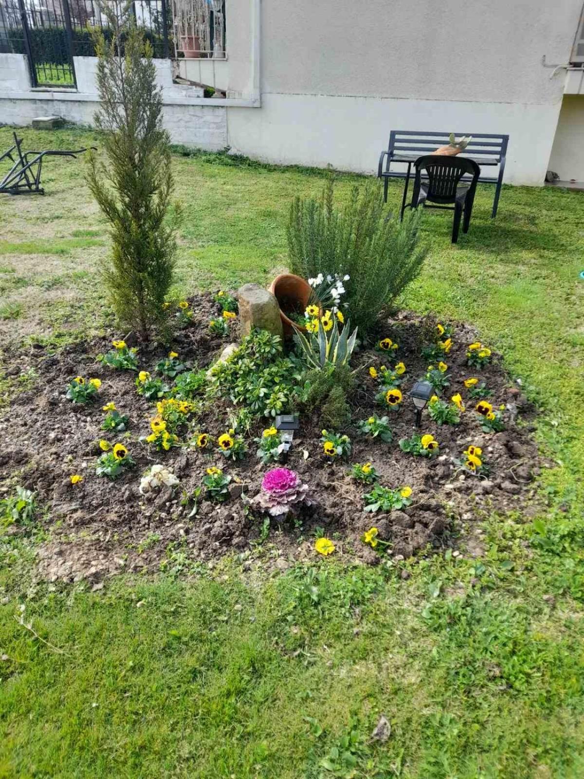 Garden Paradise In Megalochori *